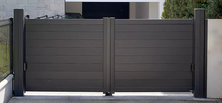Common Residential Gate Issues We Resolve in Lorette, MB