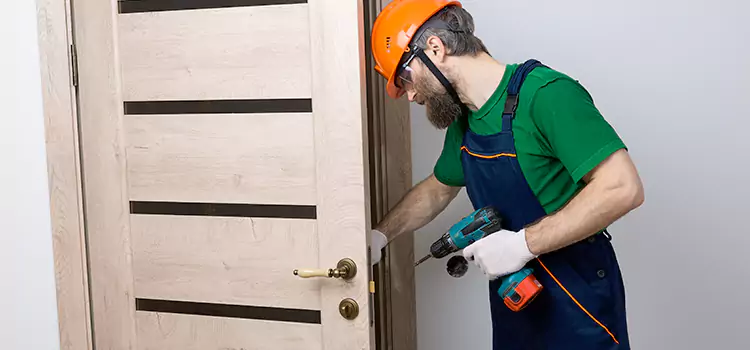 Replace Internal Door Handle with Lock Lorette