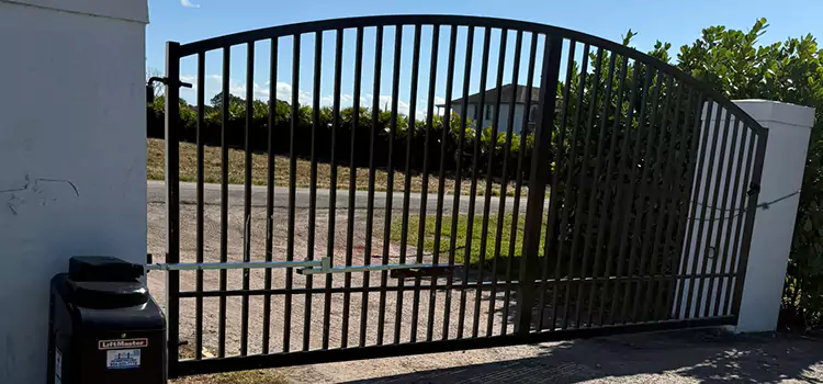 Driveway Fence Repair Lorette